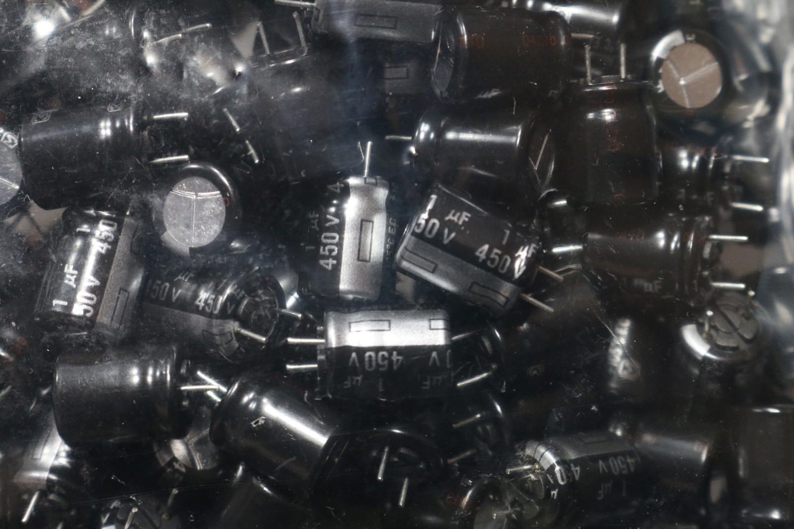 200pc Panasonic EEUEC2W1R0CY 1.0uF 450V 10x12mm Aluminum Radial Electrolytic NOS