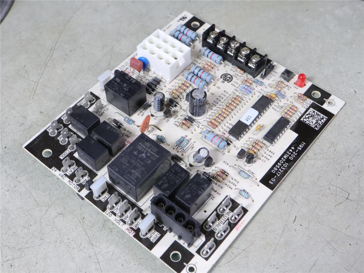 LENNOX 1195-200 Furnace Control Circuit Board 103217-03