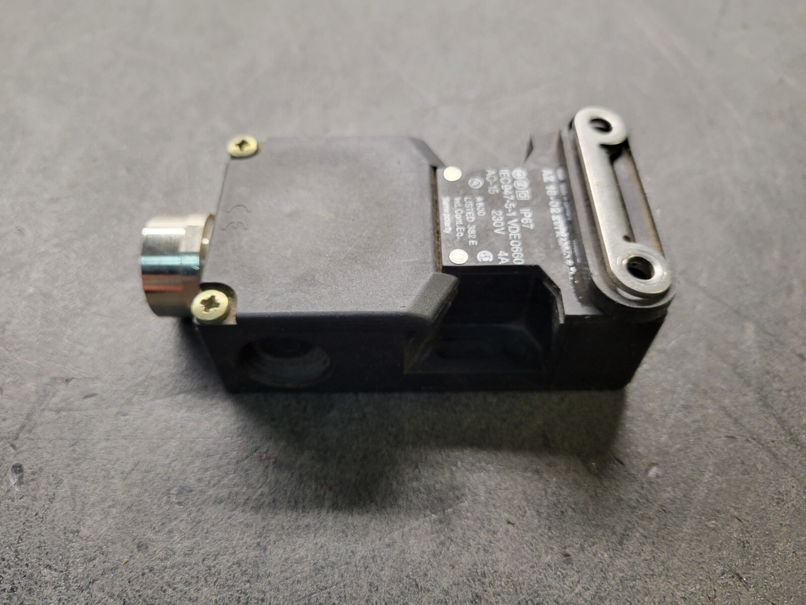 Schmersal AZ-16-02-ZVRK Safety Control.