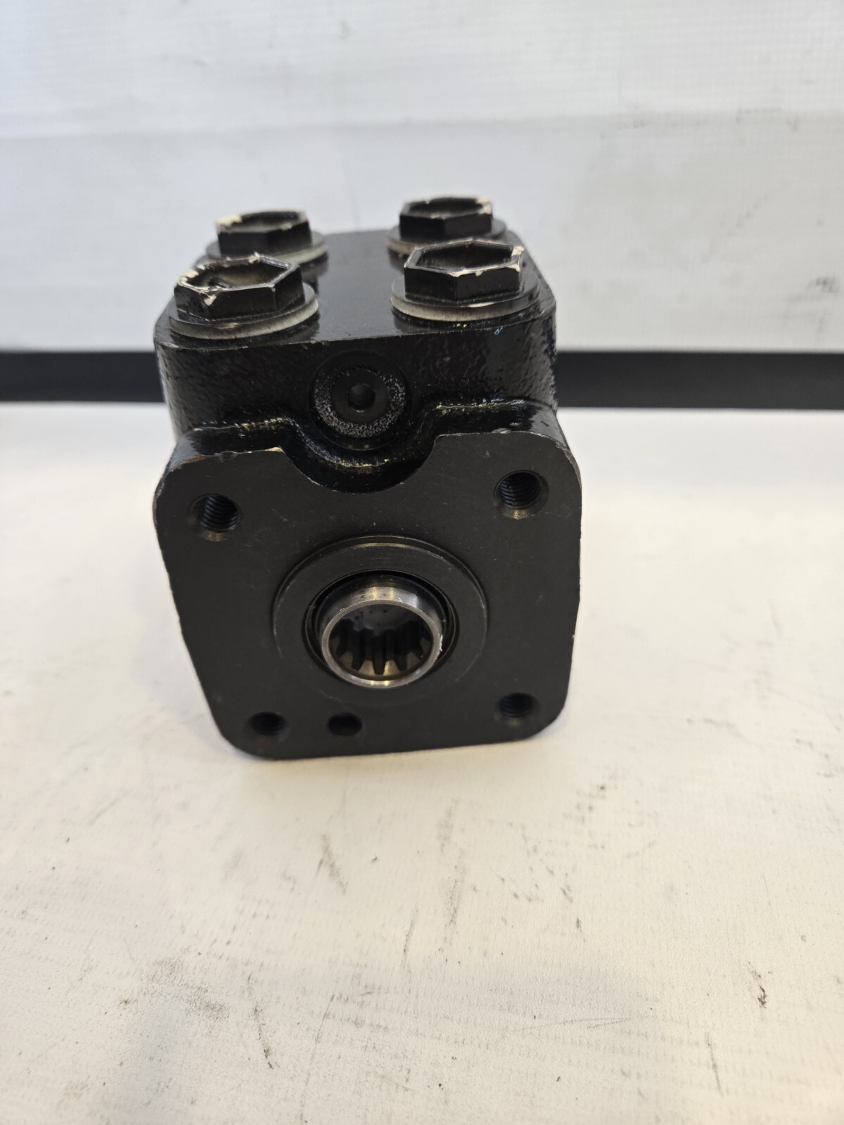 NEW Danfoss: 150N1231 OSPC 80 ON Steering Unit 393B0550 (FREE SHIPPING!)