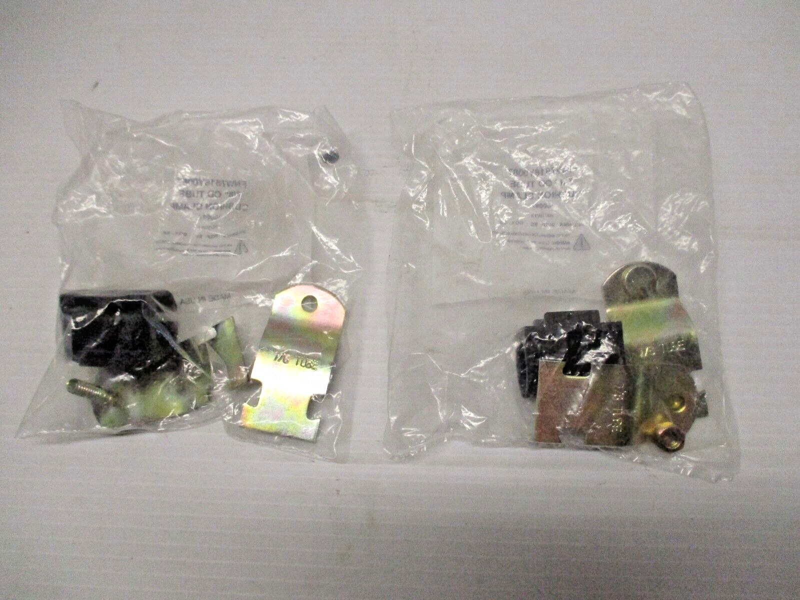 Lot of 25 CUSH-A-NATOR Cushioned Clamps 1 3/8″, 1 1/8″, 7/8″ and 3/8″