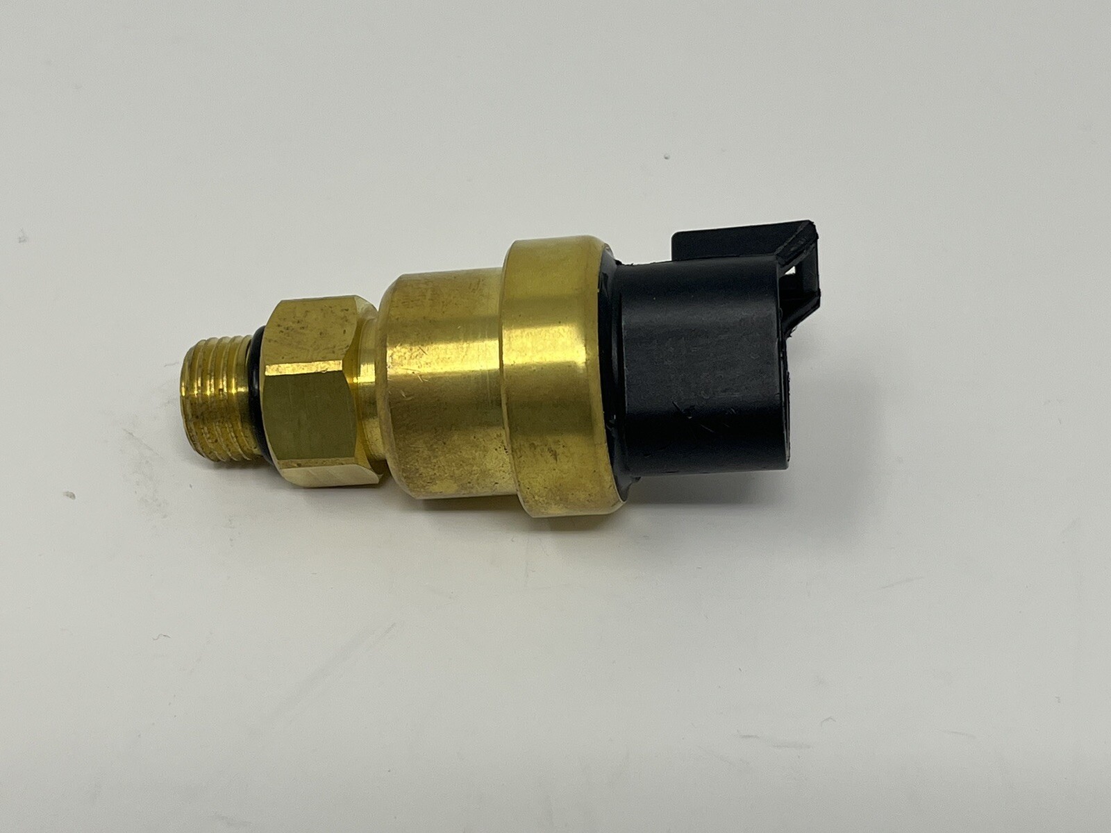 New Pressure Sensor for Caterpillar C7 C15 Multiple Engines 1611703 161-1703