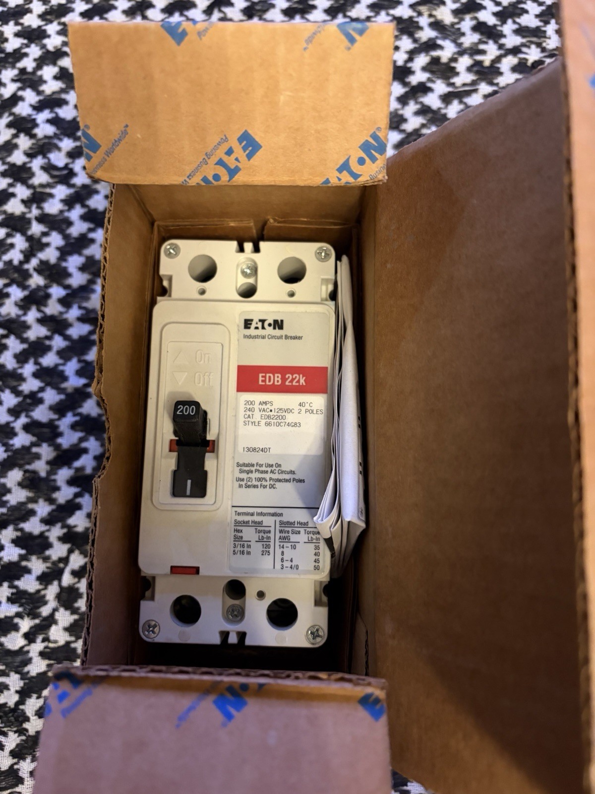 NIB Eaton EDB2200 Series C Circuit Breaker