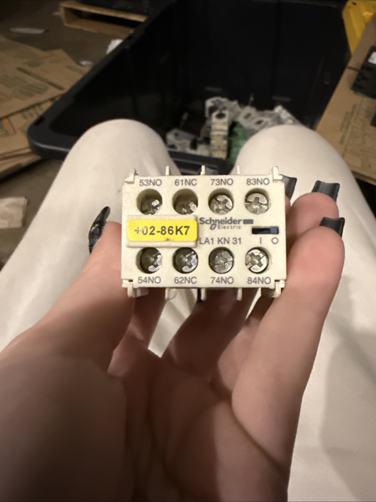 Schneider Electric auxiliary contact block