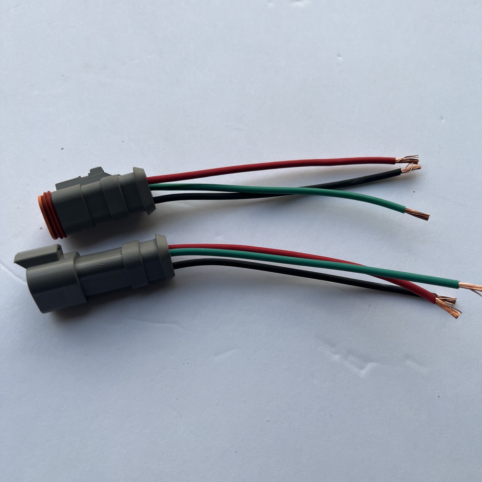 E008 Assembled Deutsch 2,3,4,6,8,12 Pin,12, 14, 16 AWG waterproof connector