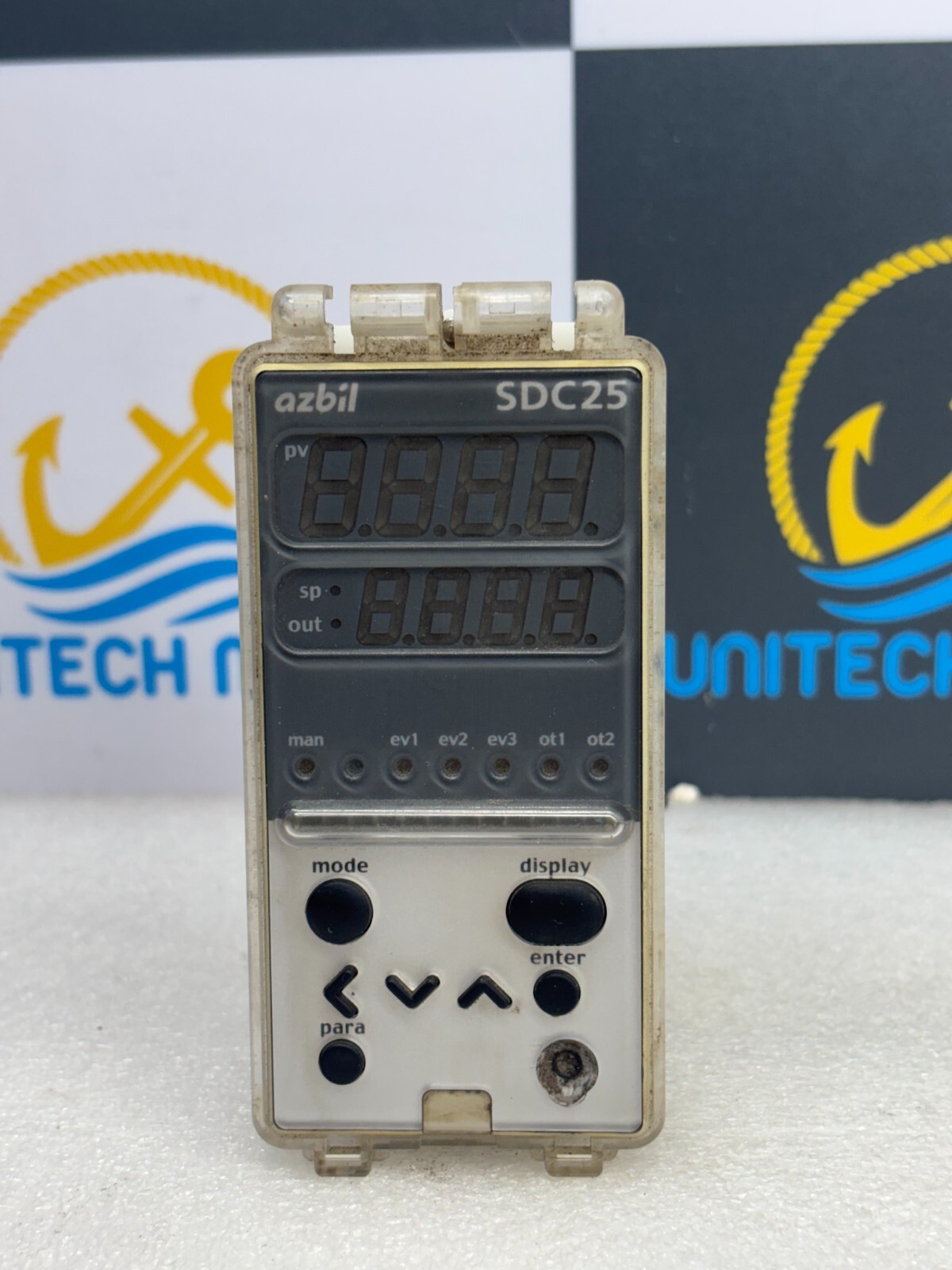 AZBIL SDC25 C25TC0UA1000 Single Loop Controller AC100-240V 50/60Hz 12VA 0-20mA