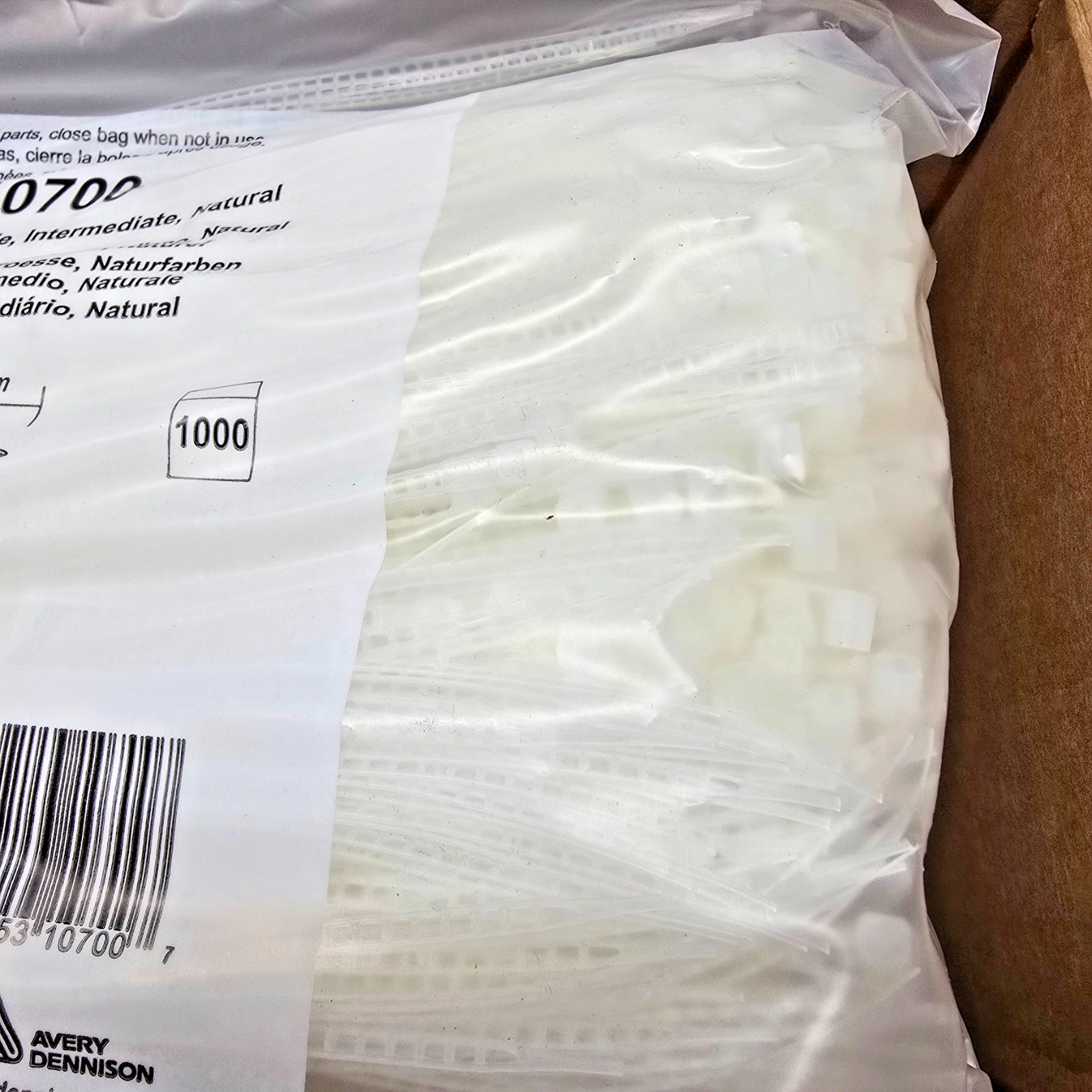 5000 Pack Avery Merchandise Pairing Ties 10700