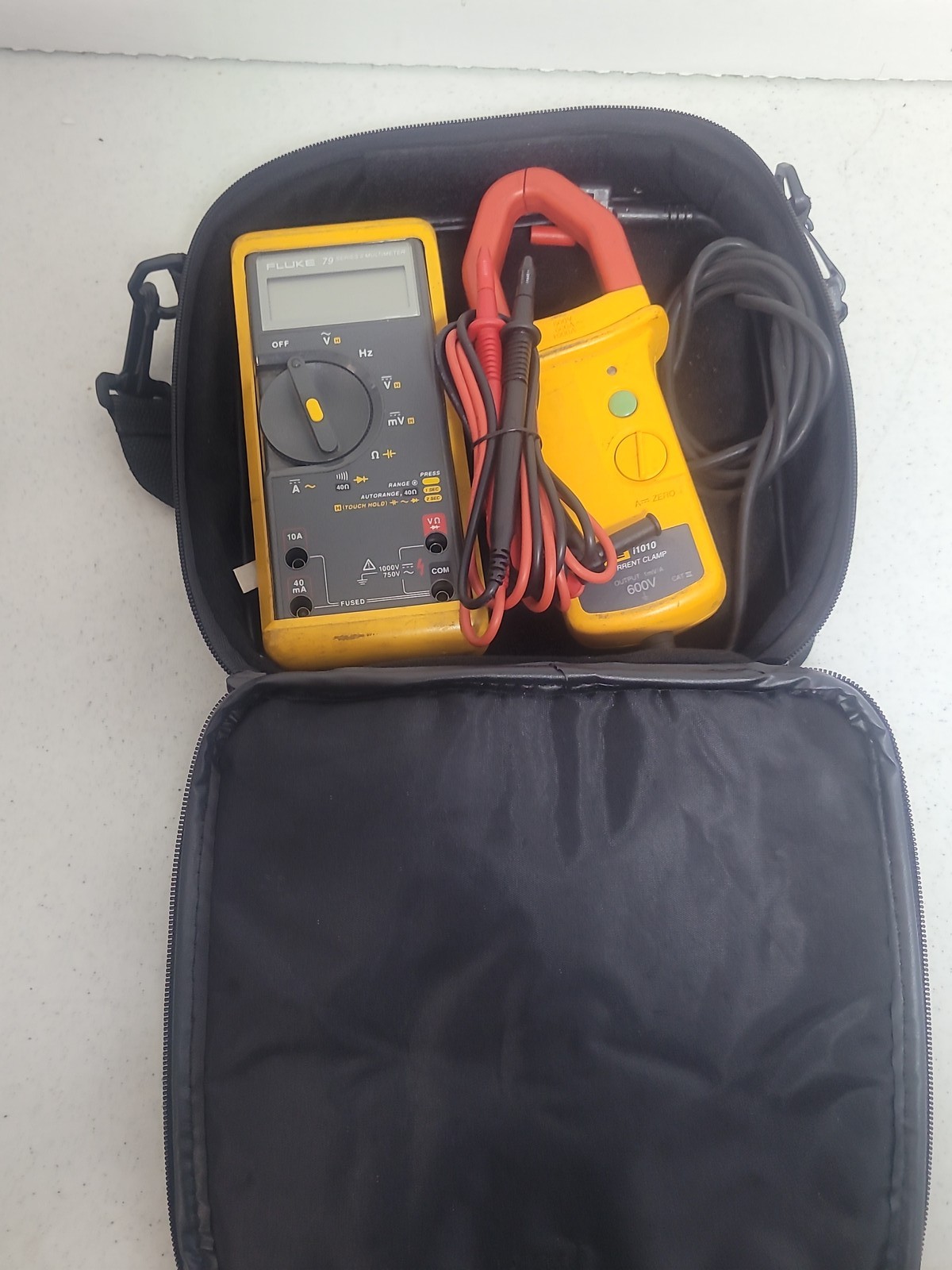 Fluke Soft Case i1010 Clamp Current Meter & 79 Series II DMM Electrical w