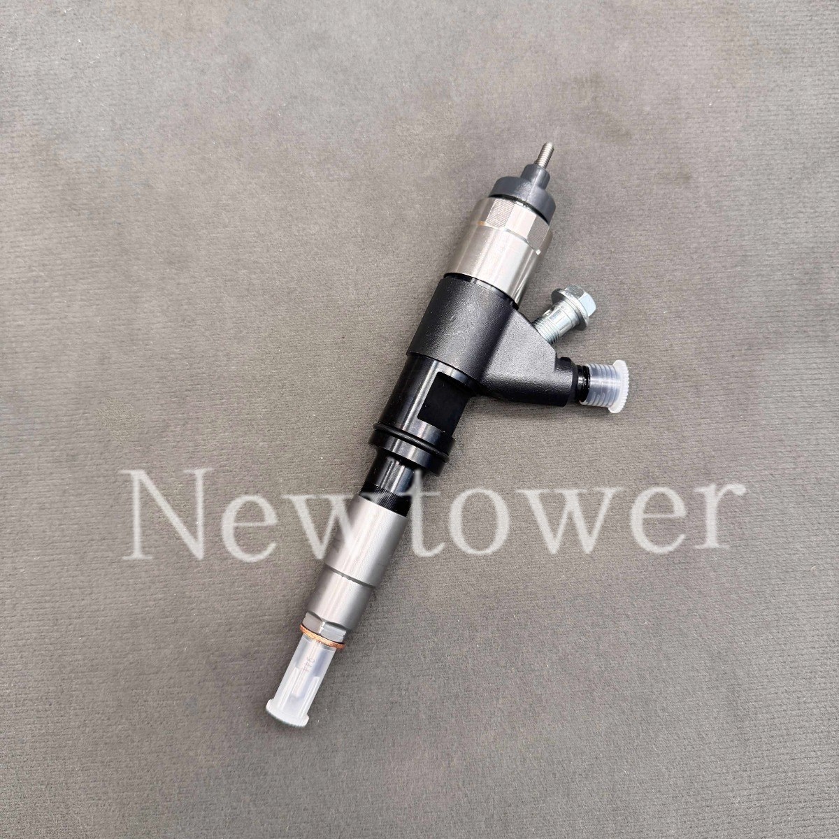 4X New Fuel Injector DZ100211 FOR John Deere 4045T 6068T 095000-6320 RE530361
