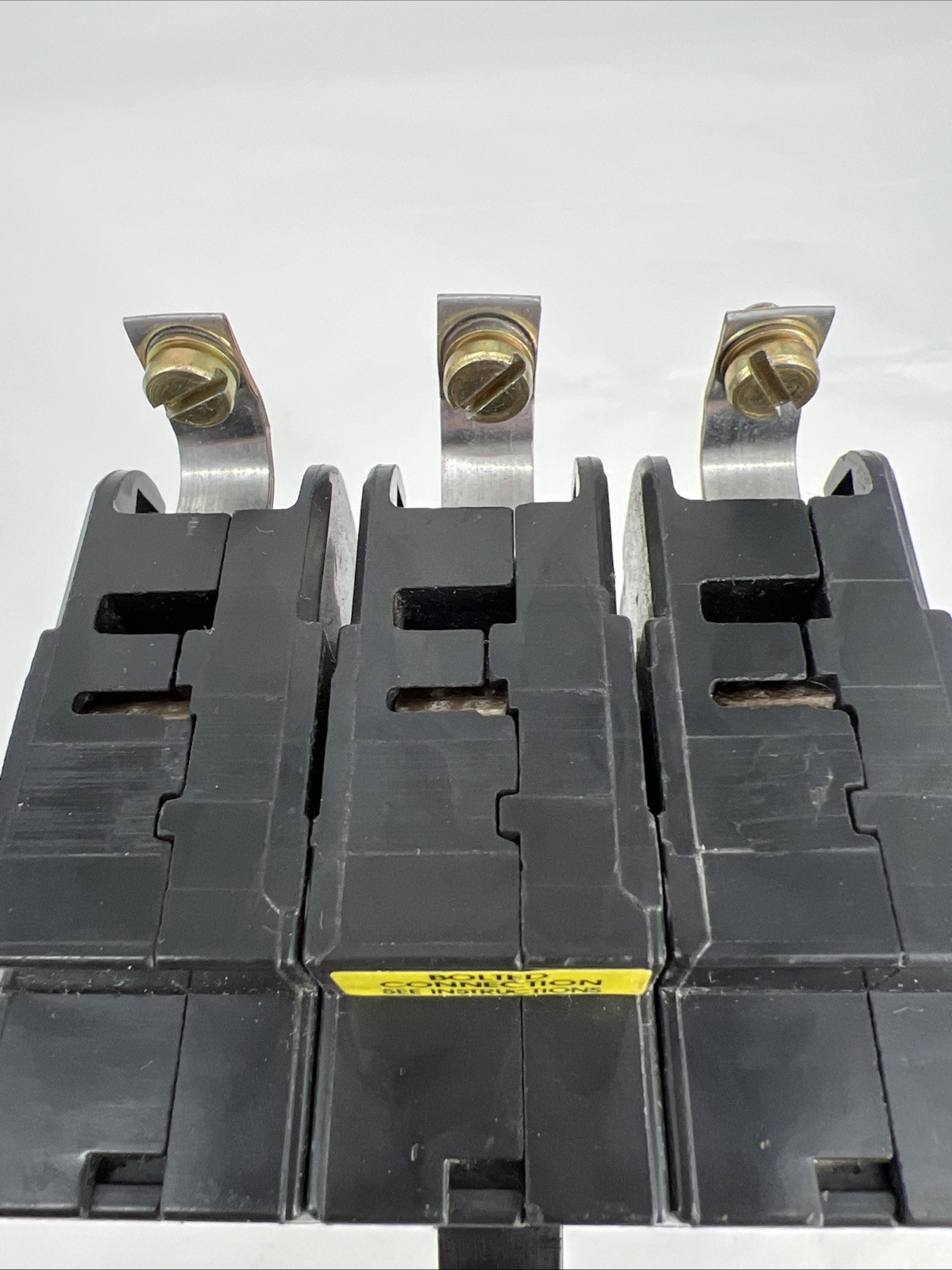 Square D EHB34030 Circuit Breaker, 30A, 480Y/277V, 3 Poles, 3 Phase,Bolt-On, USA