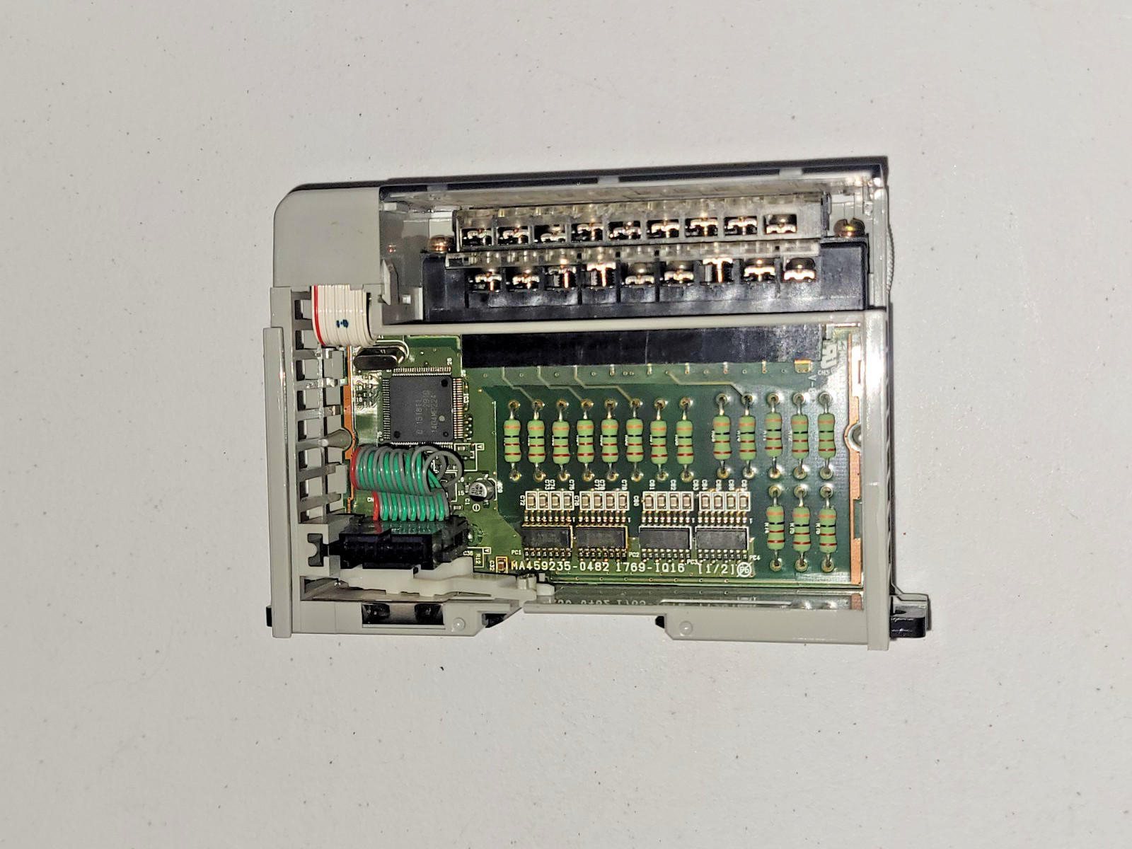 Allen Bradley 1769-IQ16 SERIES A 16 POINT INPUT MODULE 1769IQ16