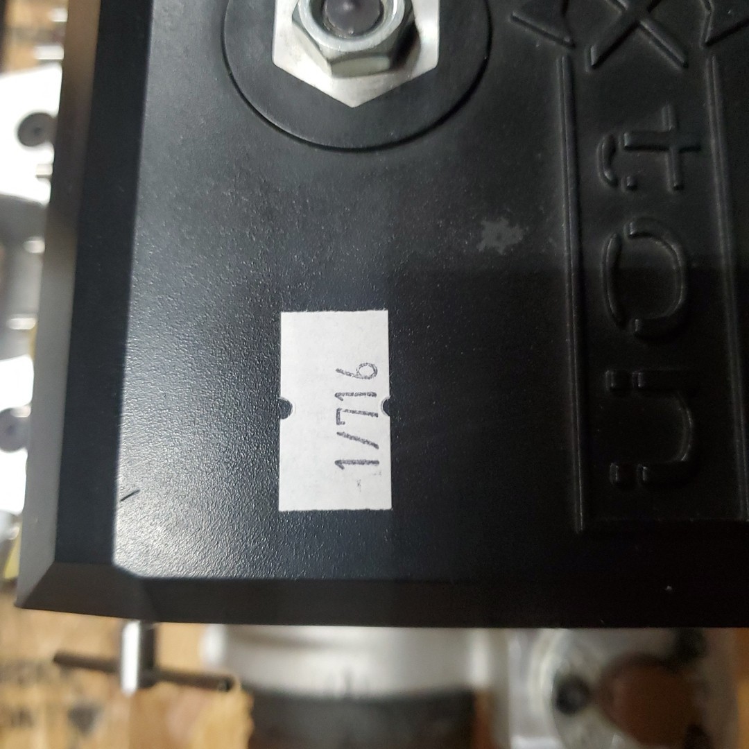 Maxton UC4-STD E2 Hydraulic Control Valve 50-800 PSI 3.4-55 bar 700 L/min