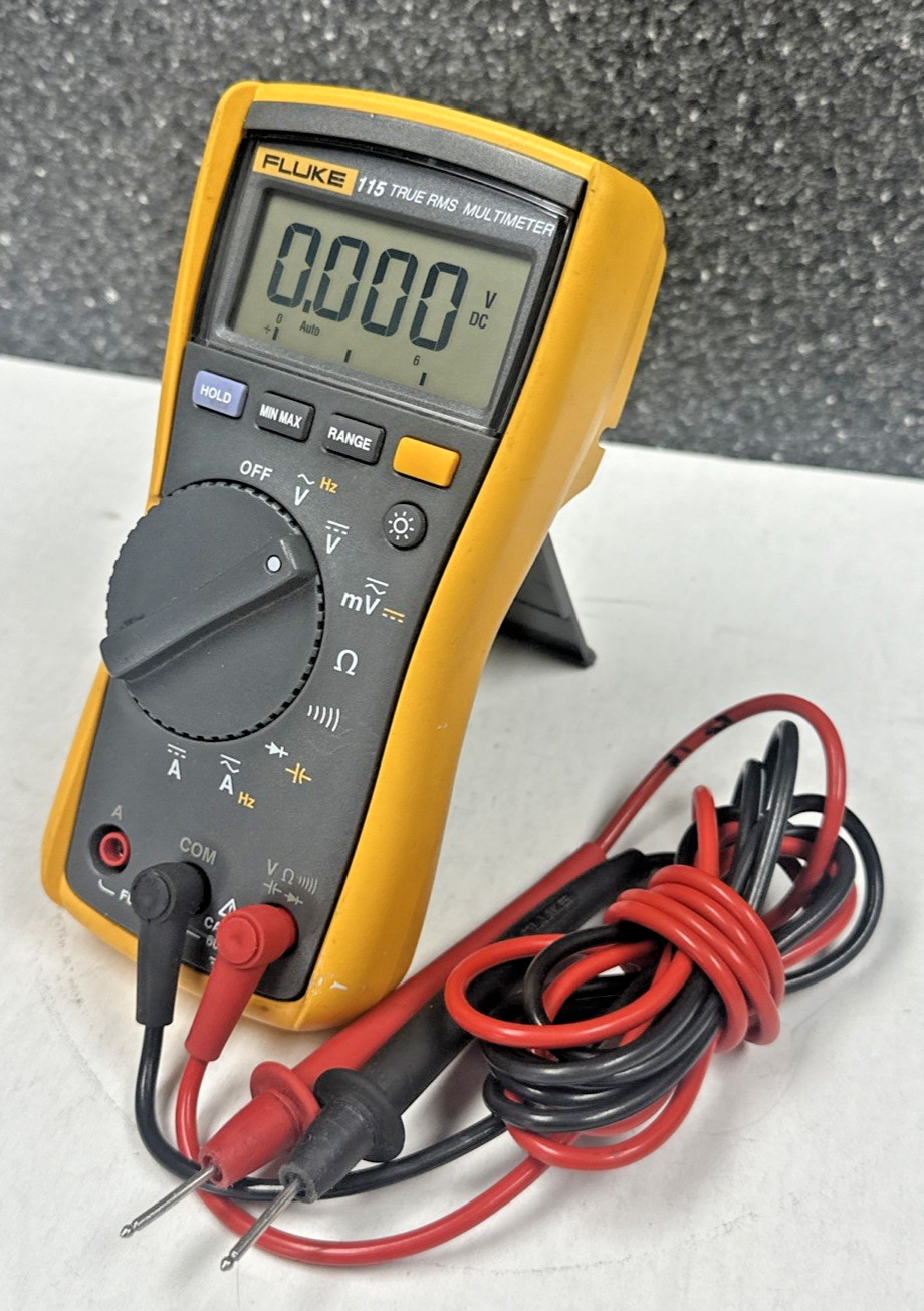 Fluke 115 True RMS Electrician Digital Multimeter Auto-Volt W/ Leads