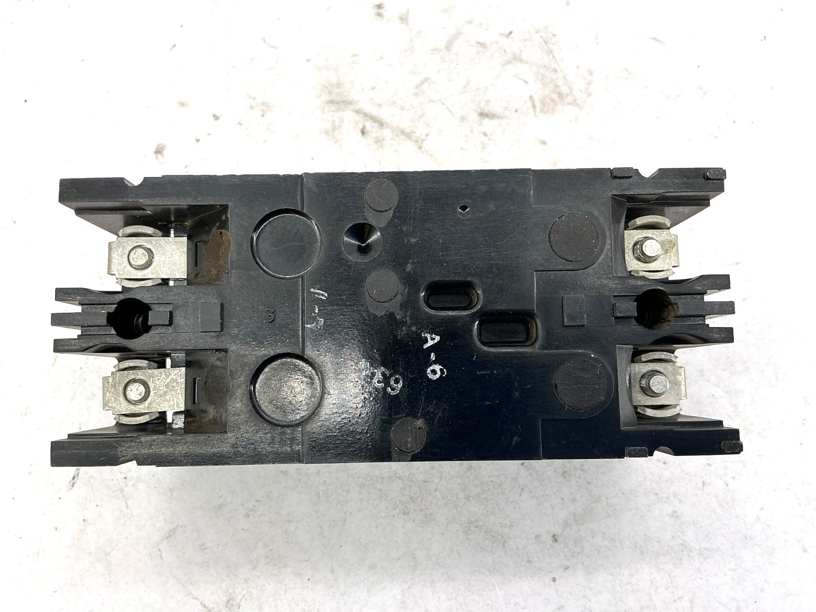 GE General Electric TED124010 Circuit Breaker 2-Pole 10A 480VAC