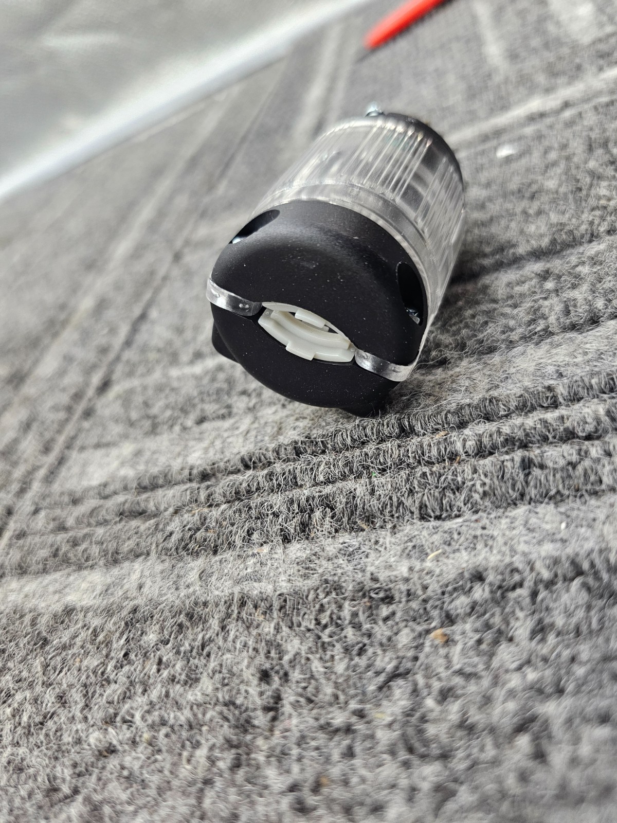 (QTY 5) Journeyman-Pro HJP-515PV-LIT 3-Wire 15A 125V Grounding Lighted Plug