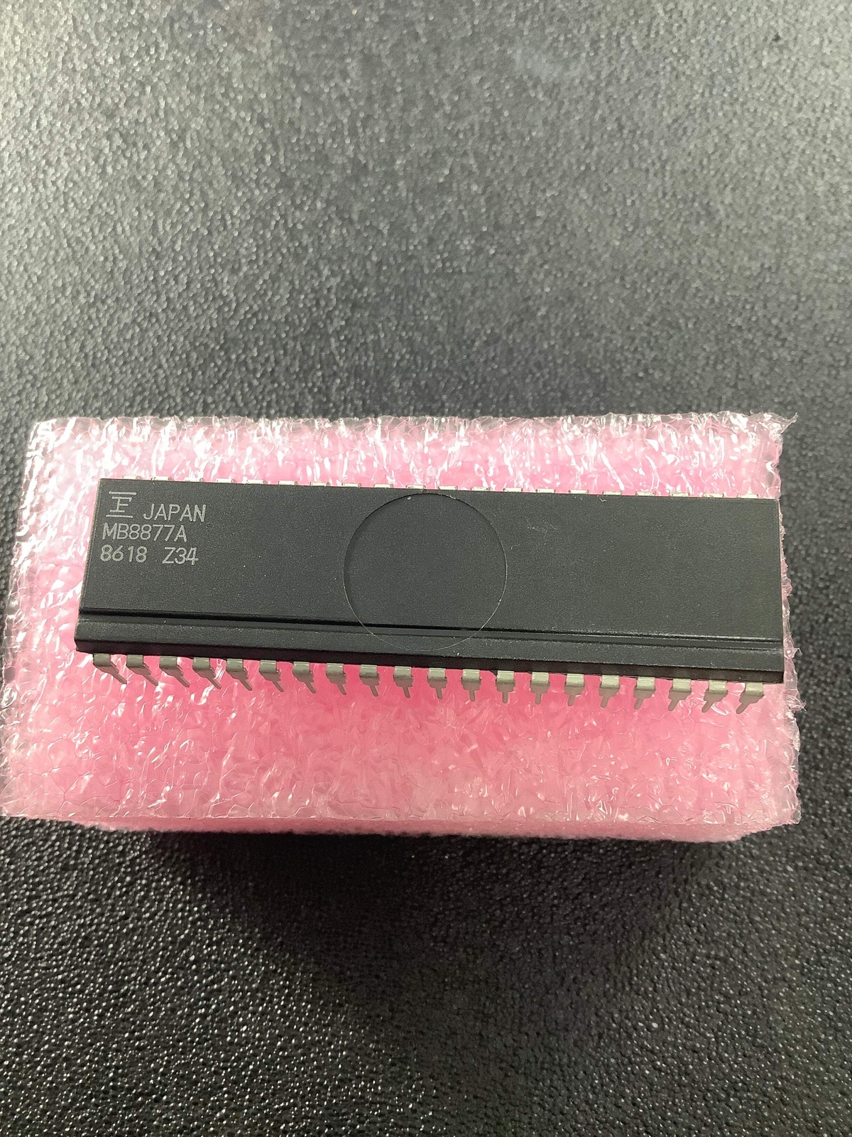 MB8877A – FUJITSU – FLOPPY DISK FORMATTER / CONTROLLER (FDC)