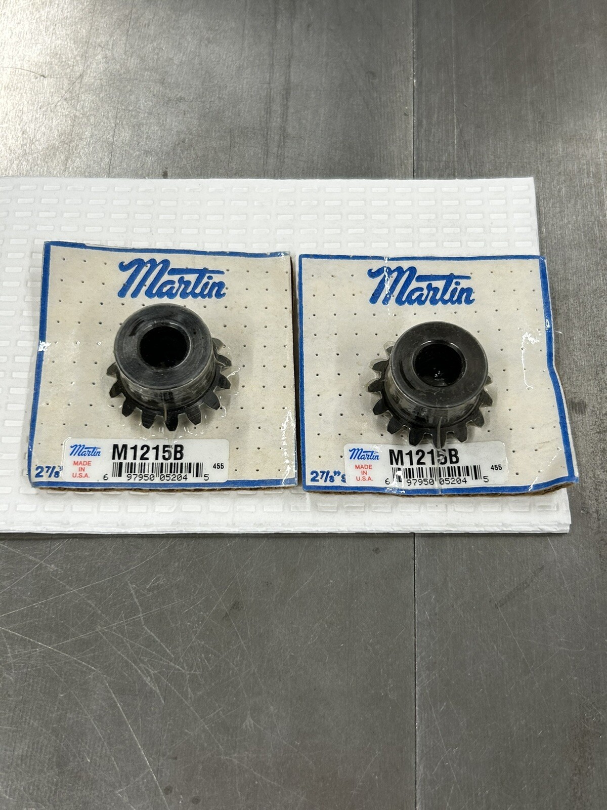 MARTIN 90 DEGREE MITER GEAR PAIR 1/2″ BORE 12 PITCH 15 TEETH NEW IN PACKAGES