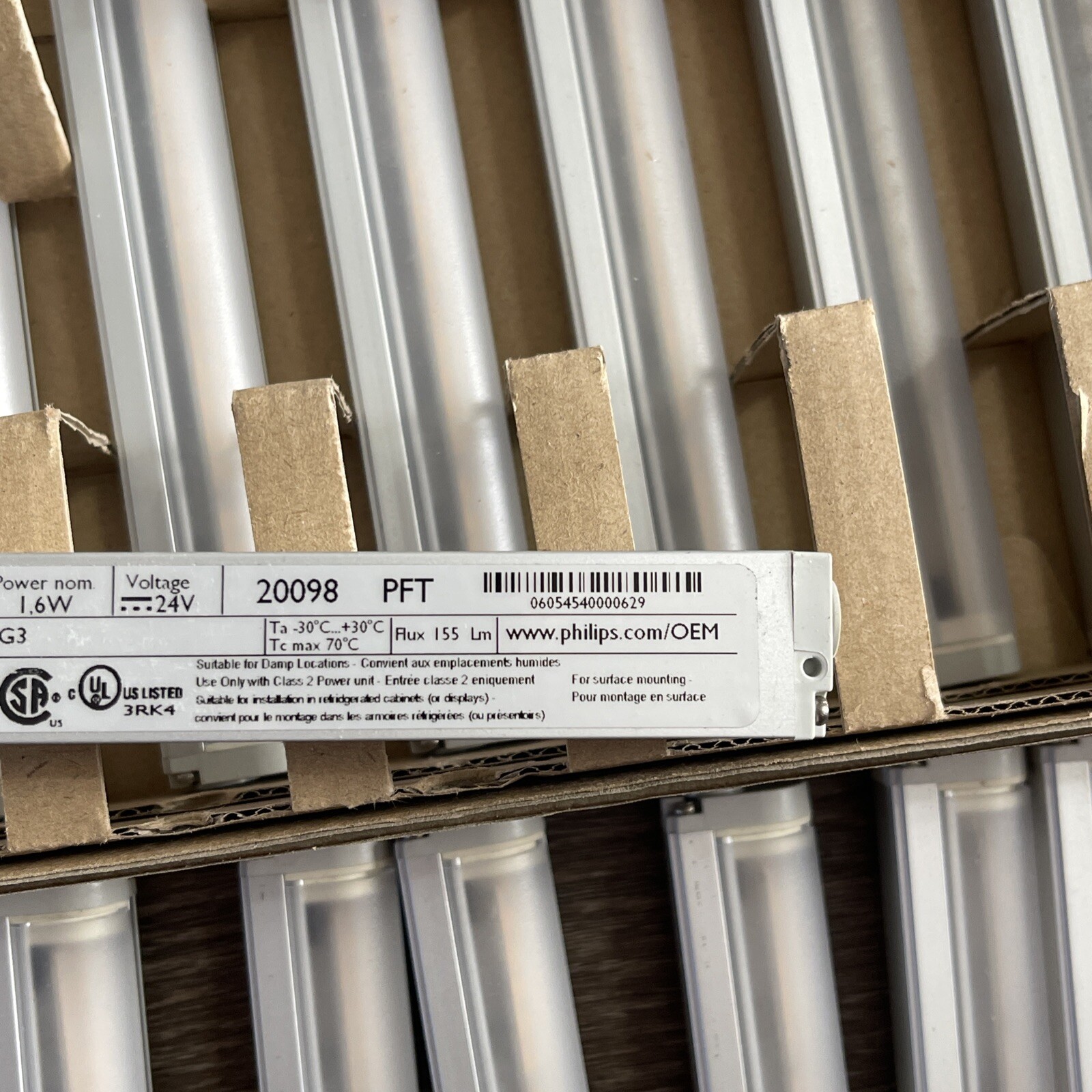 BOX of 24 Philips InteGrade Engine Vi Shelf Strip LED 140mm 6″ 935 G3 24V 1.6W