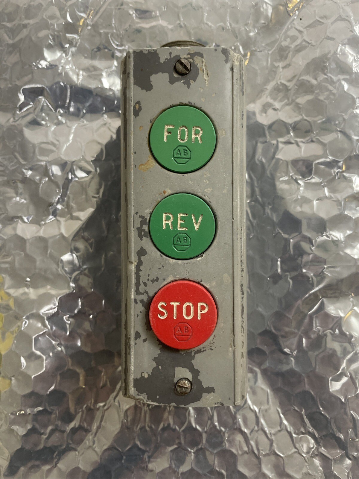 Vintage ALLEN-BRADLEY 800S-3SA1 FORWARD,REVERSE, STOP Push Button Station!
