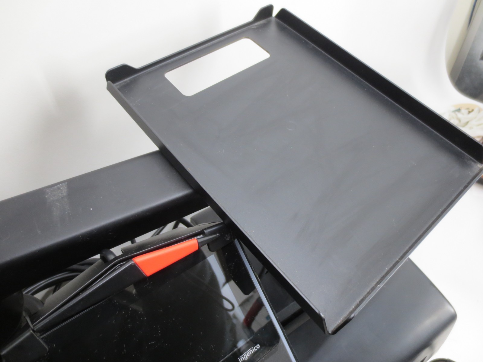 Pole Mounted POS System – Engage One by HP w/ Printer, Scanner, Register & CC
