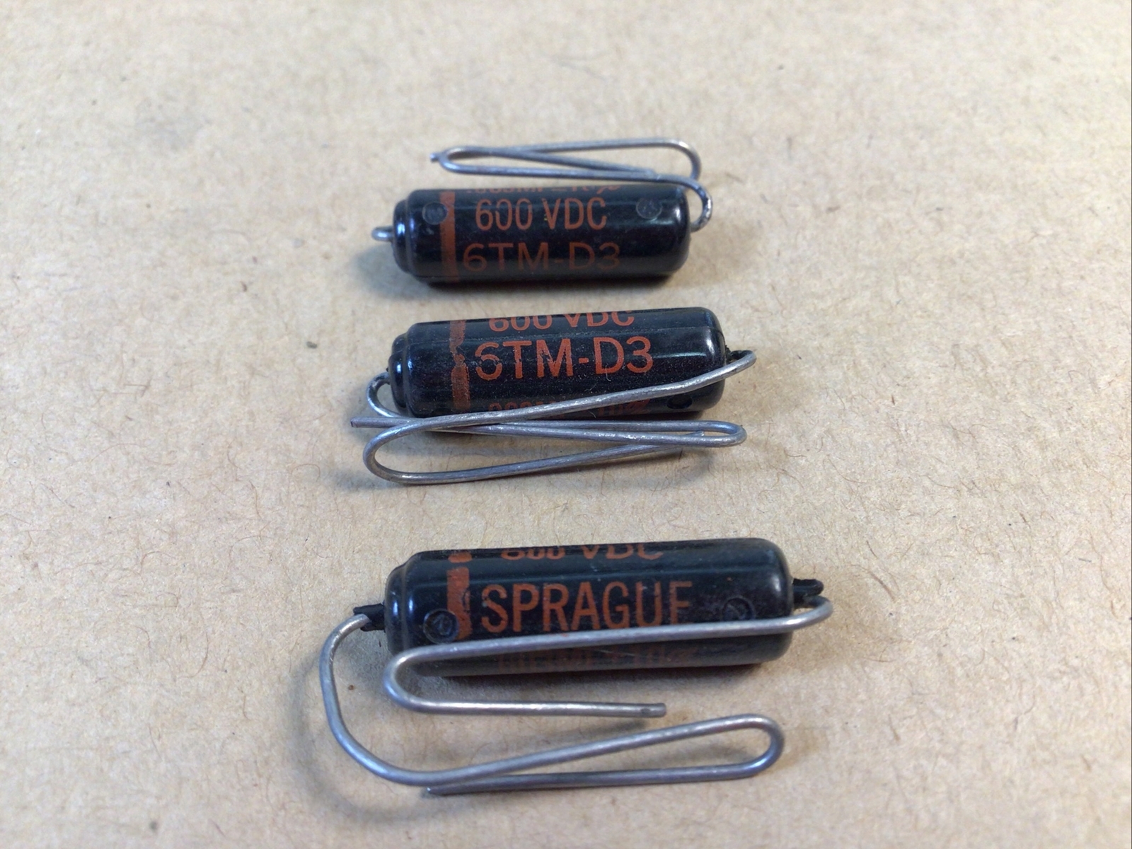 3 Pieces – Sprague 6TM-D3 Capacitor 0.003 Mf 600VDC NEW