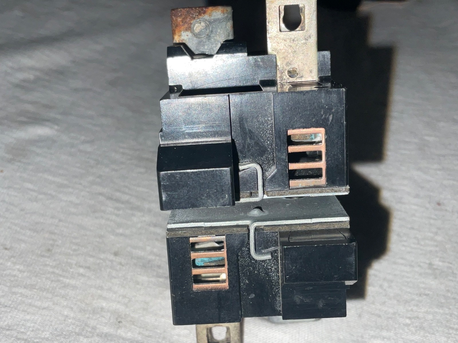 Pushmatic Bulldog 31230 Circuit Breaker 2P 30A 120/240VAC Electrical P230 READ