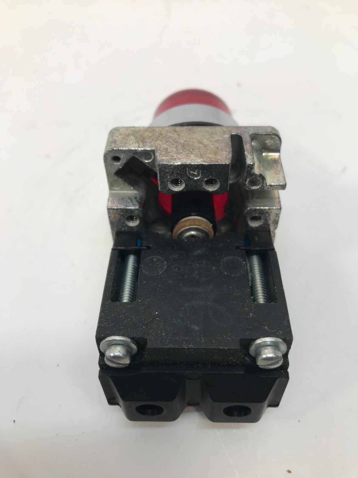 Siemens 52PL4G2XB Pilot Light Transformer Type 120 Volts, AC, Red, LED