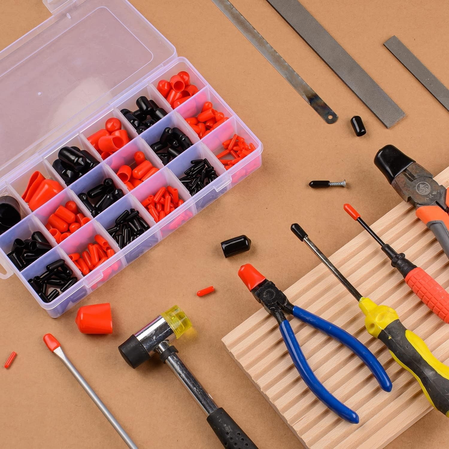 300 Pieces Rubber End Caps, Vinyl End Caps Black and Red Screw Bolt Screw Rubber