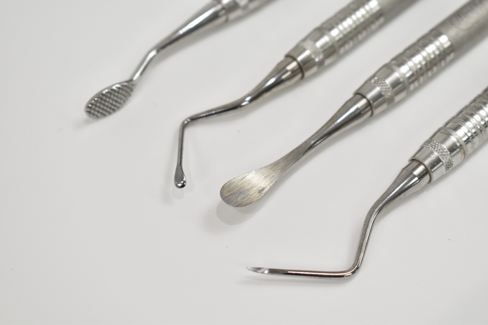 4 Hu-Friedy Dental Instruments Molt Elevator, Bone File, Curette & Root Pick