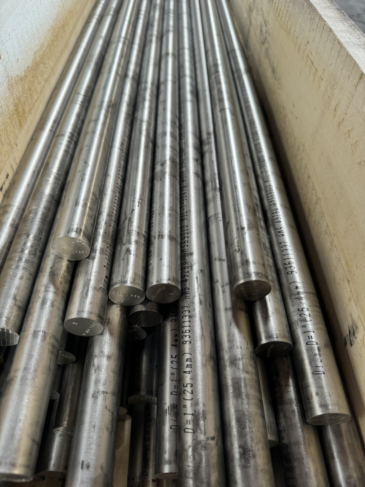 Titanium Round Bar 6AL4V 1″ x 36″