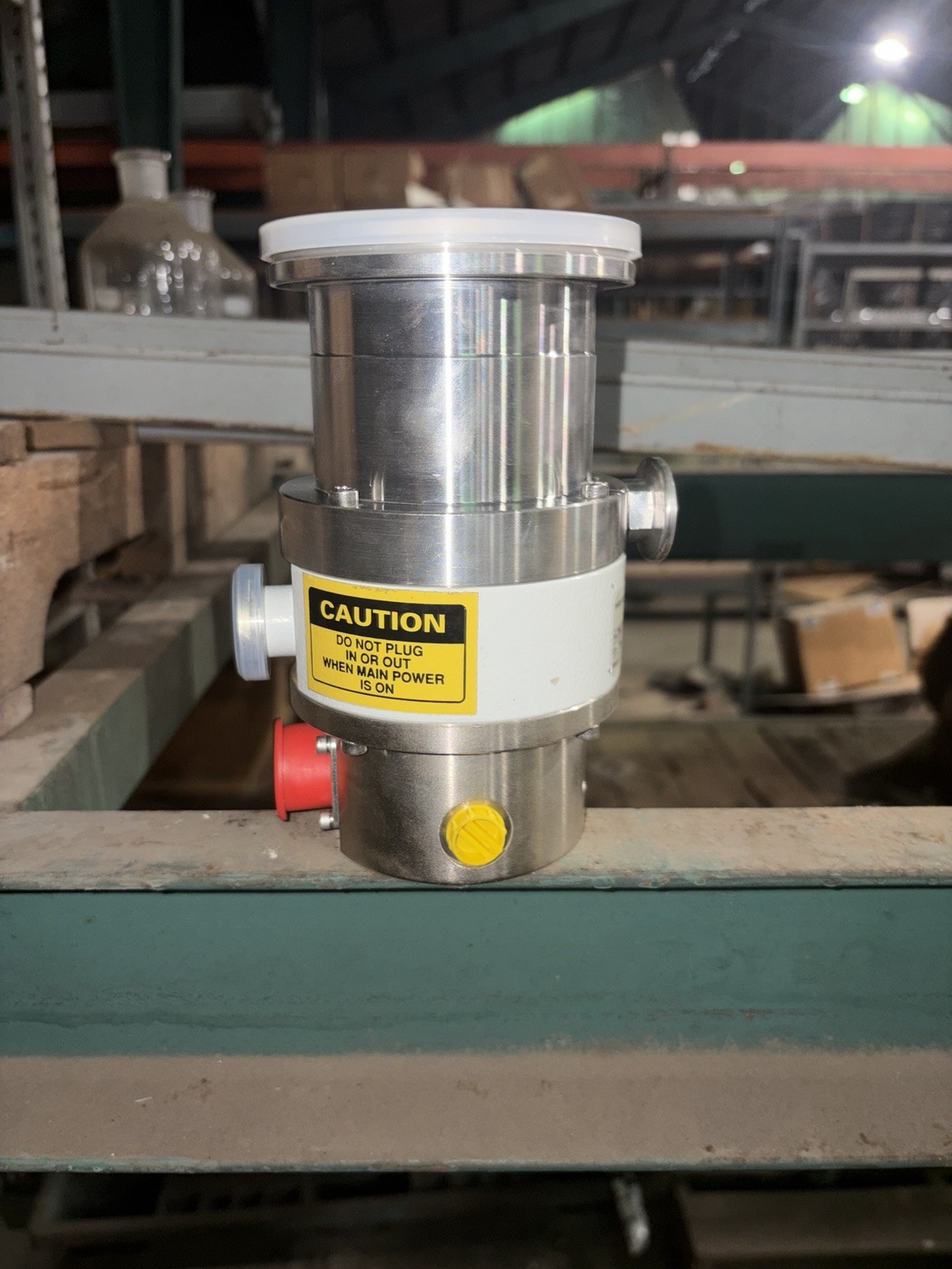 Pfeiffer TPH 062 Turbomolecular Vacuum Pump