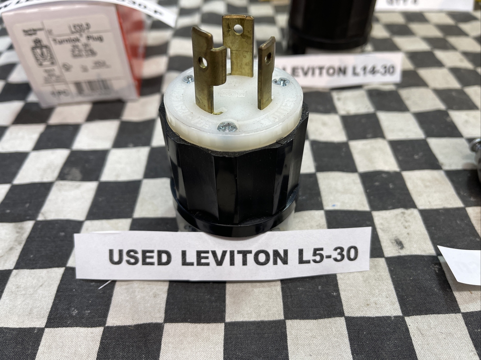 HUBBELL HBL2731S L530-P LEVITON L14-30 L5-30 HBL2321 L5-30R x 5-15P, LOT OF 10