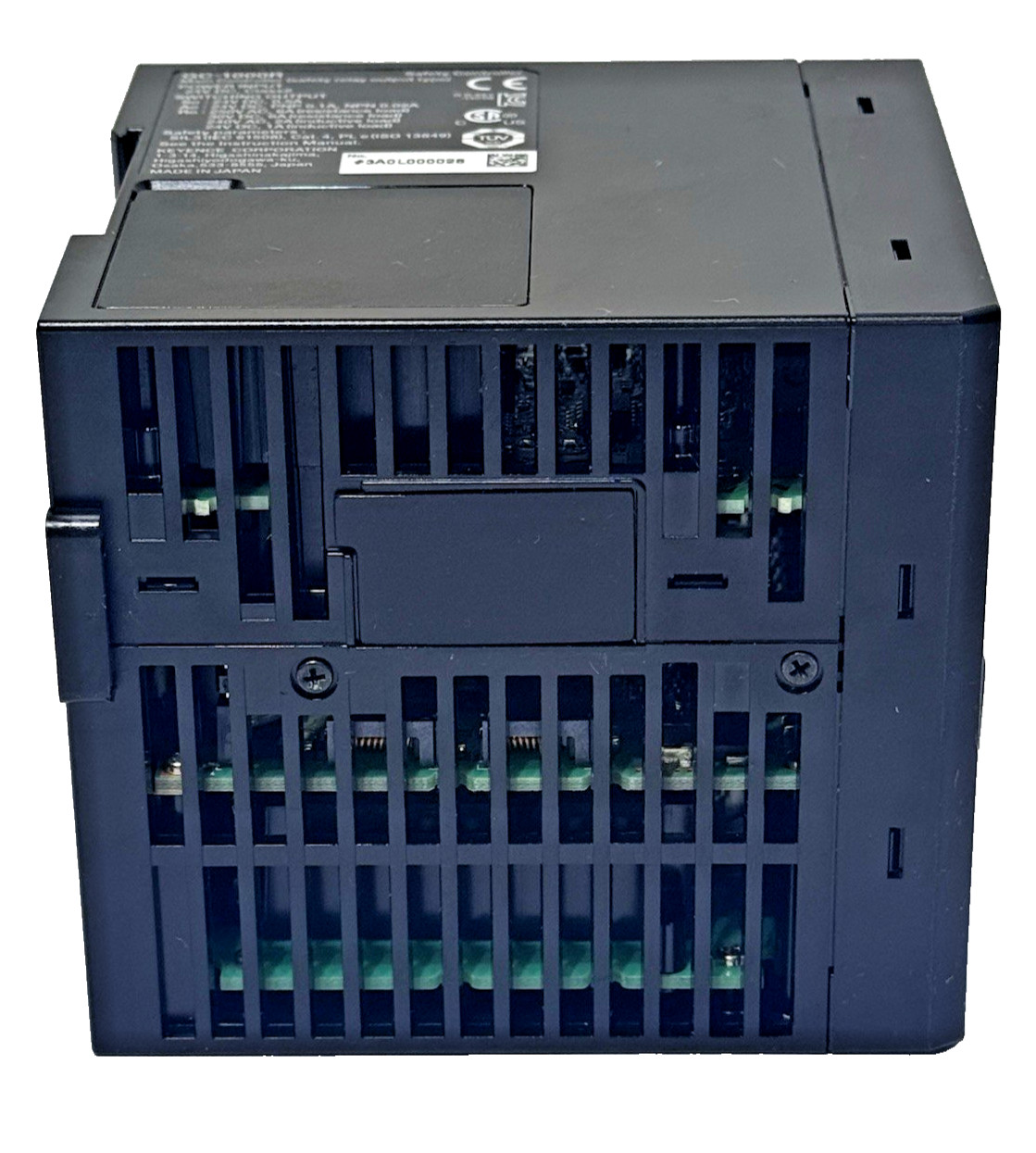 Keyence GC-1000R Safety Controller Main Controller Safety Relay Output Type DIN