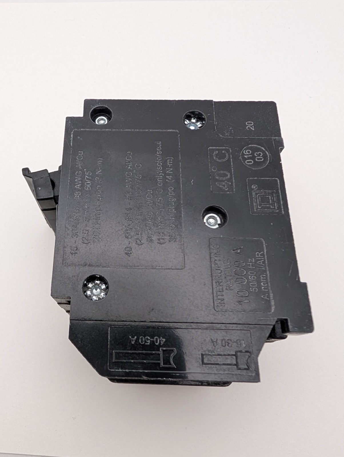 Homeline HOMT215240 Quad 2 Pole 15/40Amp 120 240V Plug In Tandem Circuit Breaker