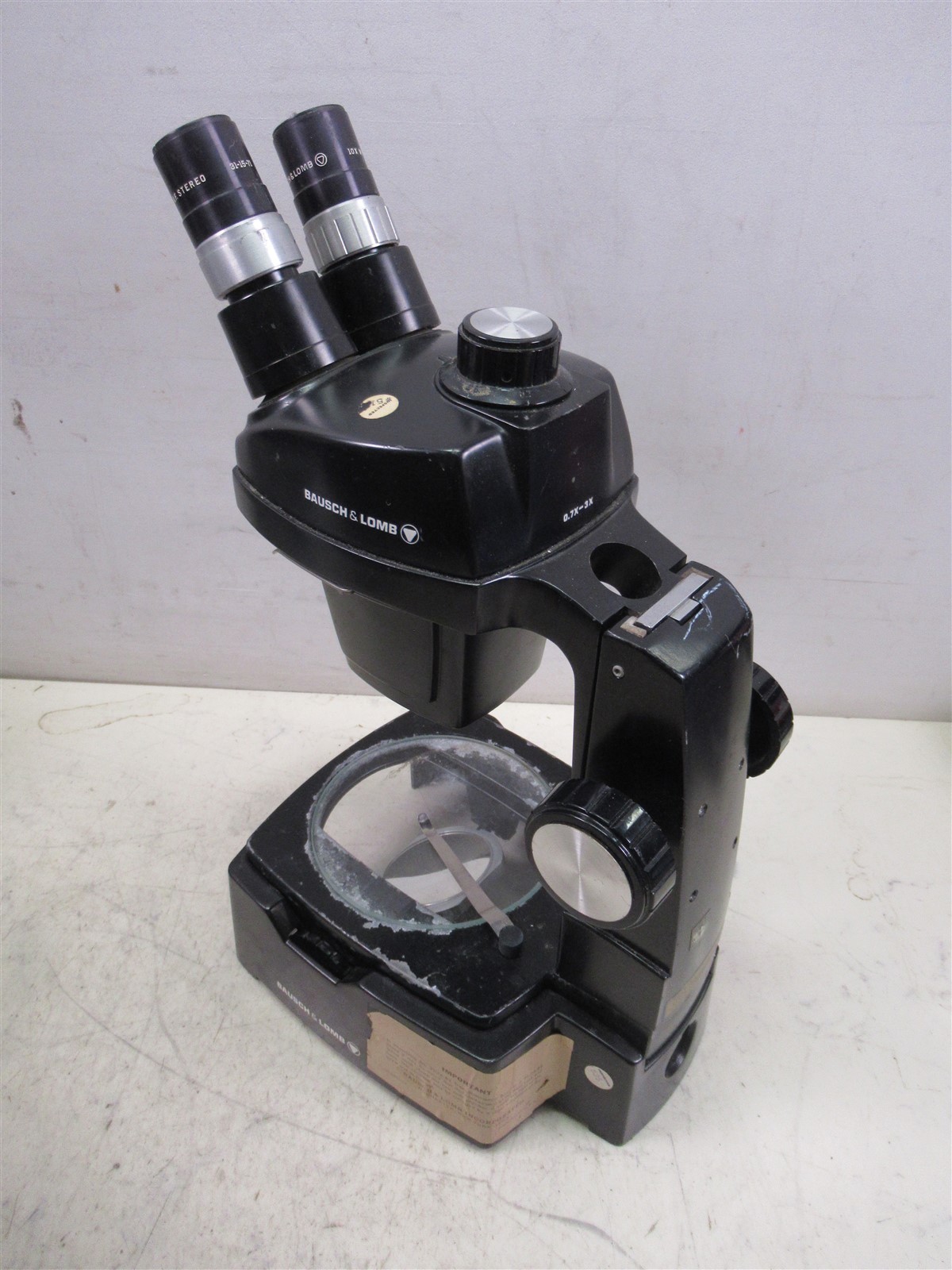 Microscope Bausch & Lomb StereoZoom 4 0.7x to 3.0x w/ 10x Eyepieces