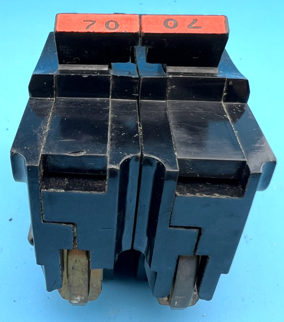 Federal Pacific 70 Amp 2 Pole NA Circuit Breaker FPE 240VAC Stab-Lok NA270 *CHIP