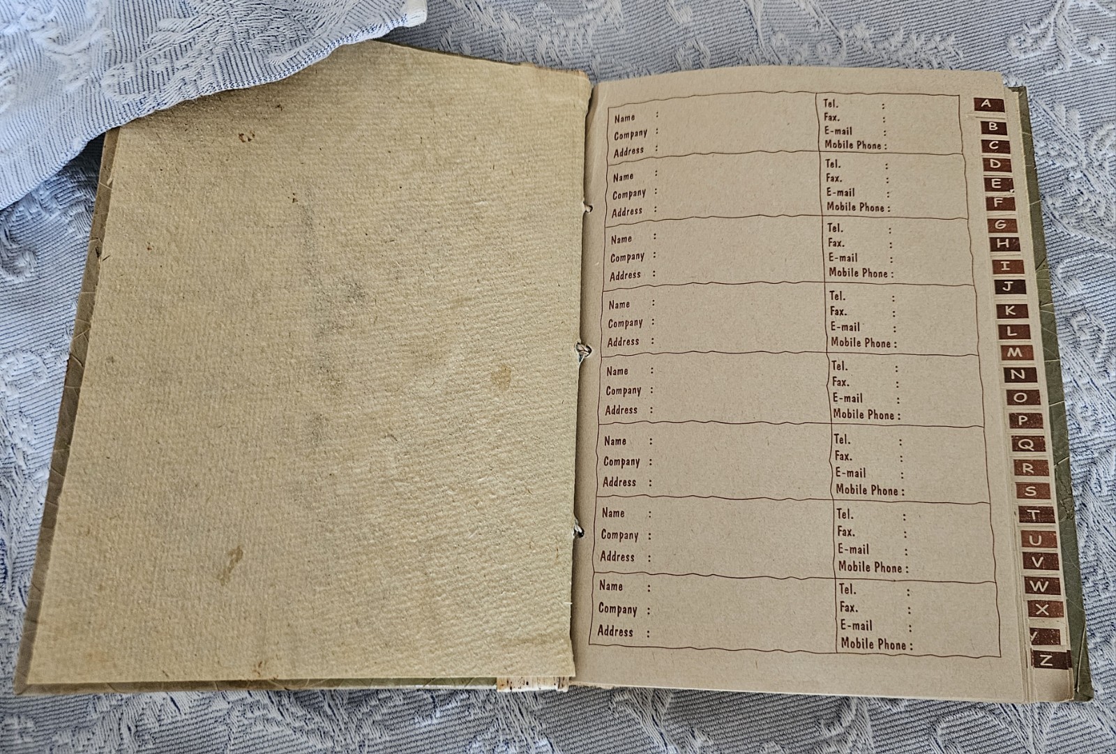 Artisan Handmade Pressed Leaf 7×9 Address Book Alphabetical Unused