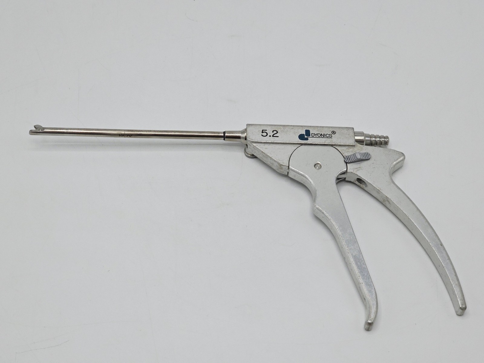 Dyonics 2685 DyoVac Suction Forceps 5.2mm