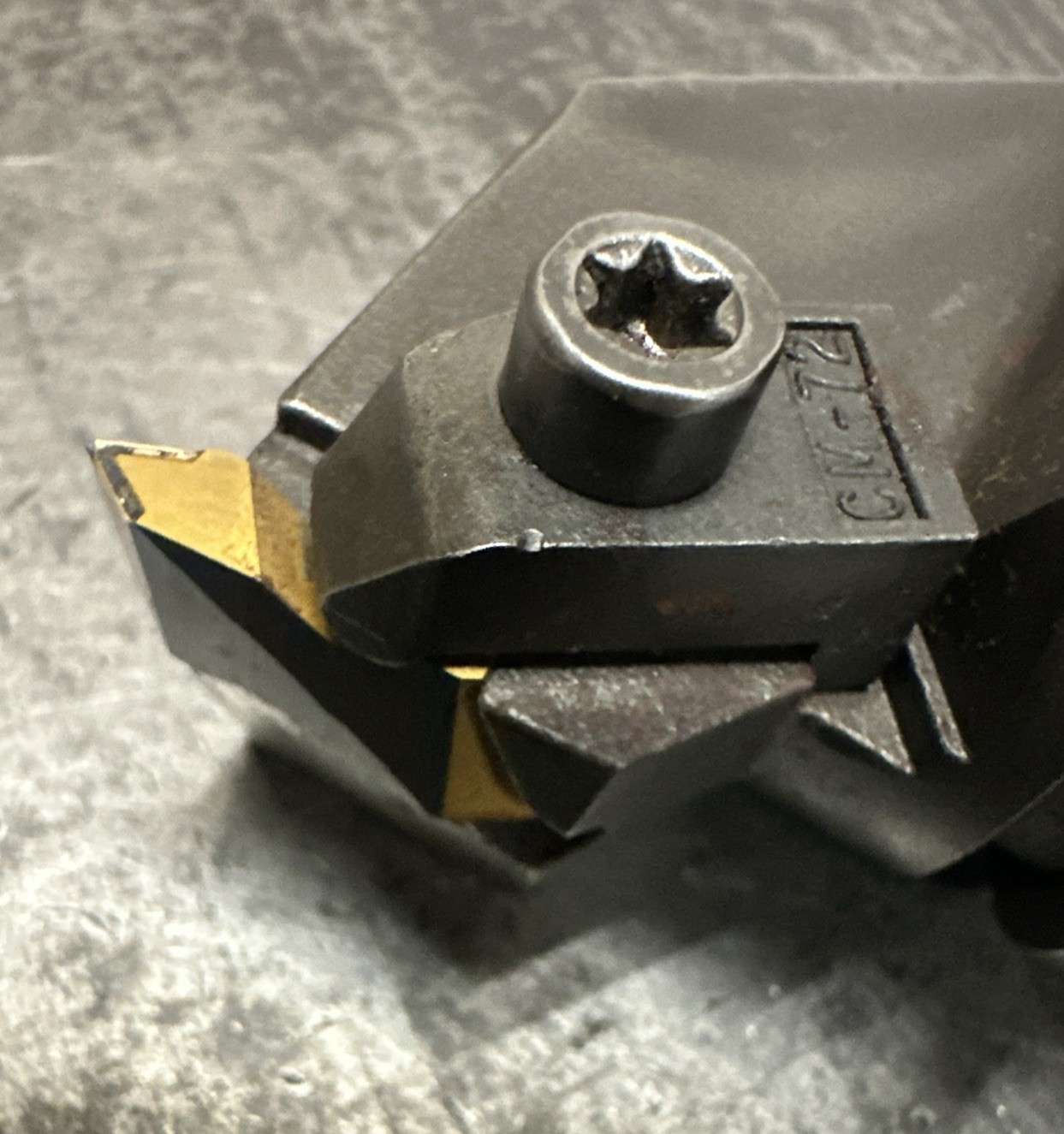 KM Kennametal # 164246CE5 Top Notch Insert CM72 Clamp KM50??
