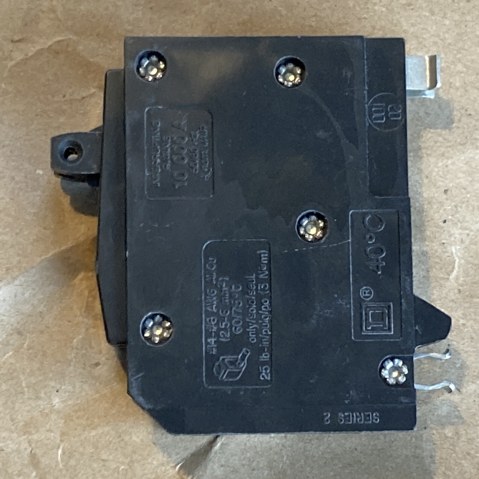 Square D QO2020 20 Amp 1 Pole 120 Volt Side by Side Metal Clip QOT2020 Non-CTL