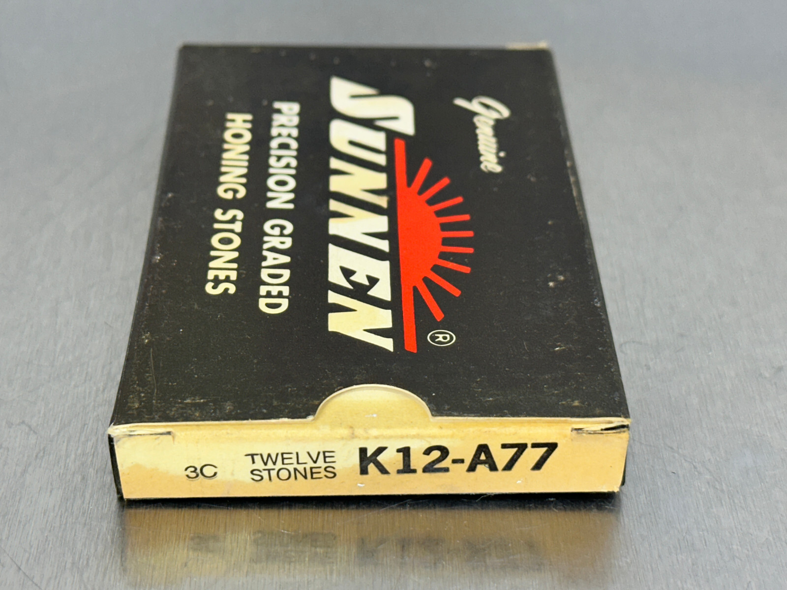 Sunnen K12-A77 Honing Stones 320 Grit Aluminum Oxide (Box of 12)