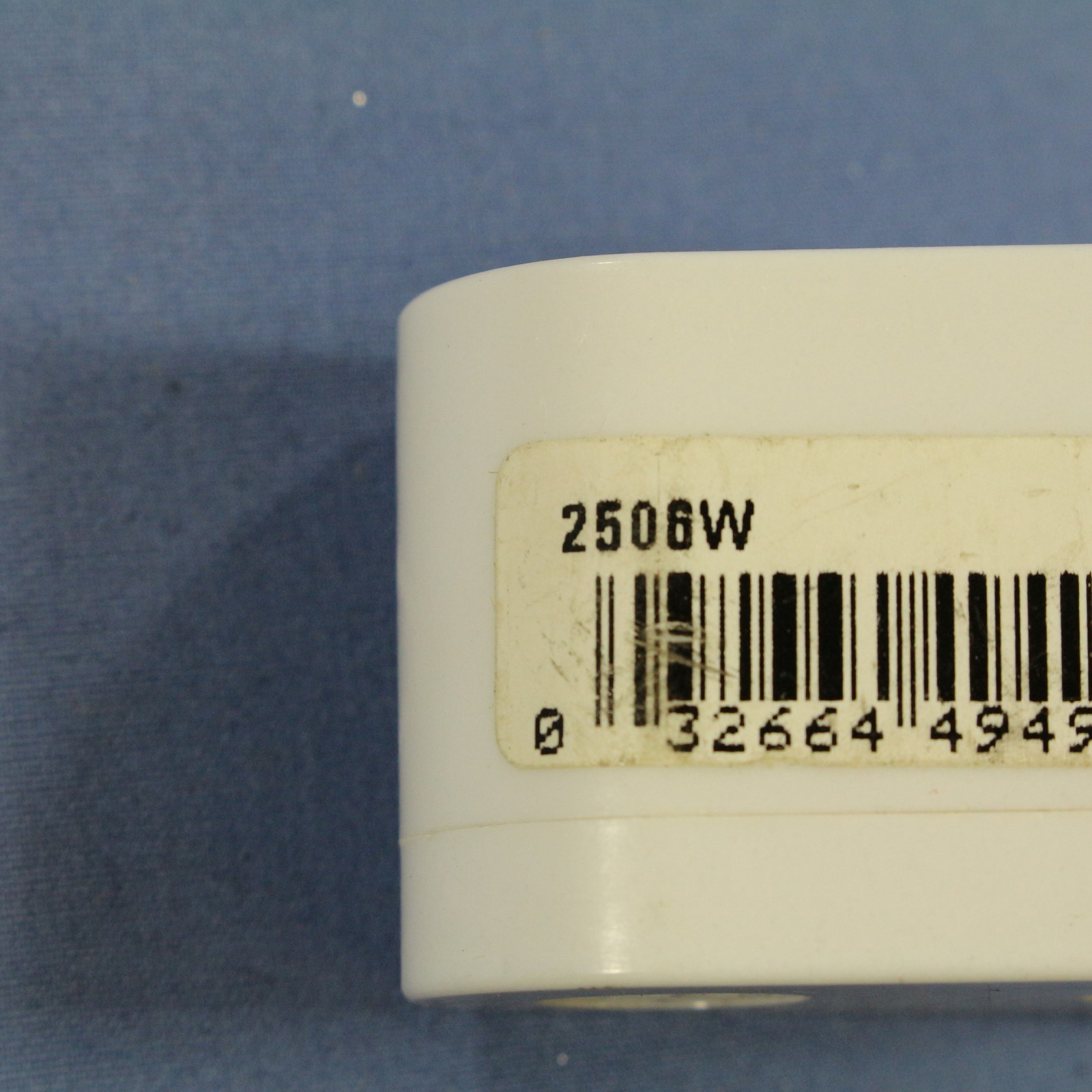 Eagle 2506W Stationary SlimLine Fluorescent Lampholder Light Socket 660W 600V