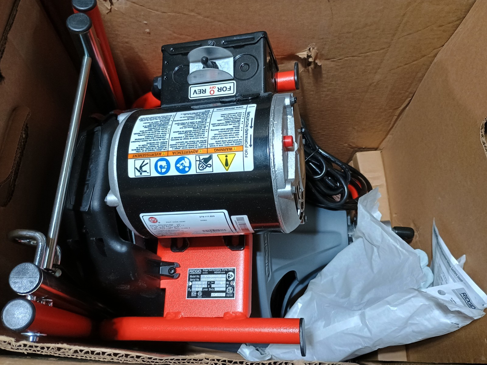 Ridgid K-400 Drain Snake Auger Drum Machine with C-32IW 3/8 in. x 75 ft. Cable