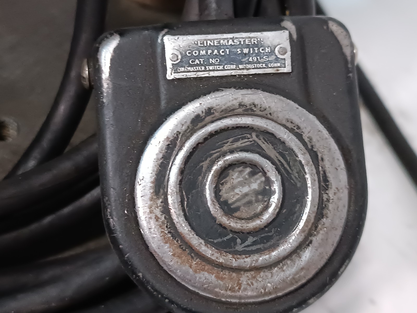 Black & Webster Electro-Punch BS Electrical Impact Hammer with Linemaster Switch
