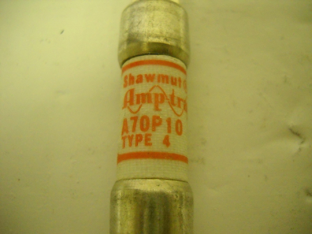 SHAWMUT A70P10-4 AMP TRAP TYPE 4 FUSES 10A 700V NEW CONDITION IN BOX