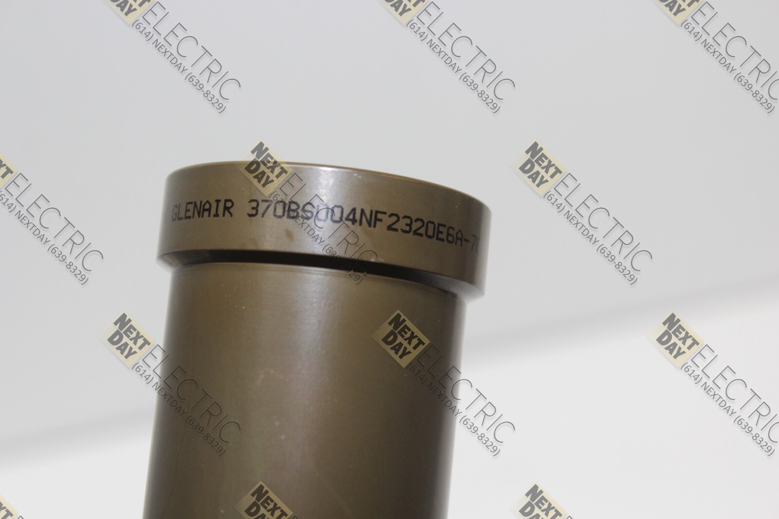 Glenair, 06324 370BS004NF2320E6A-705 1301, Cord Grip Shell 23.8-31.8mm Conduit