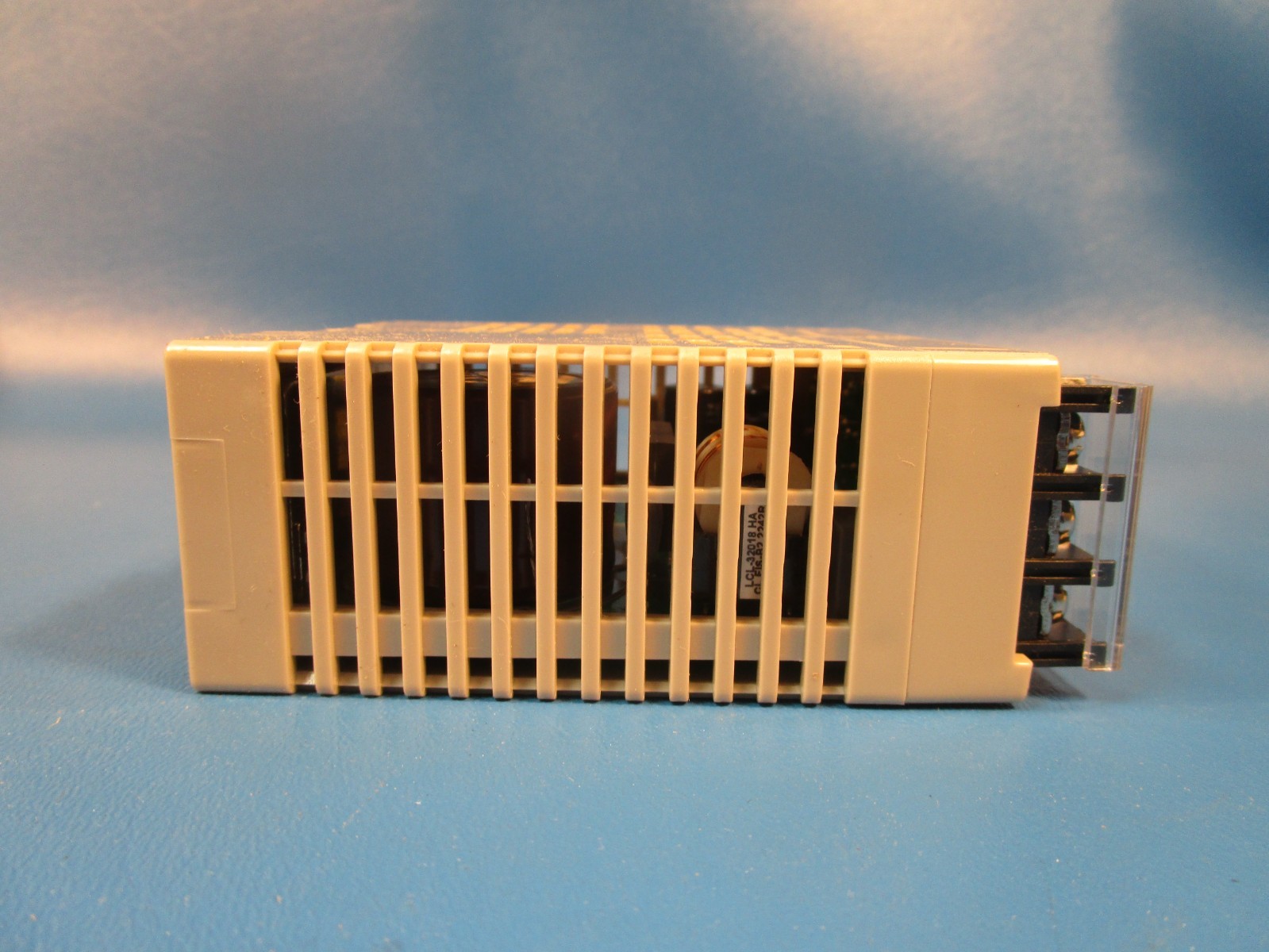 OMRON S8VS-06024 ED2, Switch Mode Power Supply, Capacity 60 W, Output 24 V