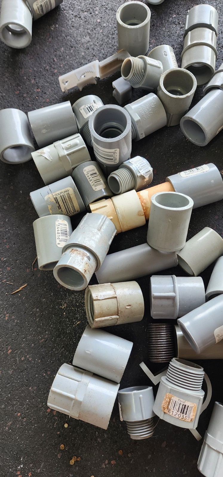 Estate LOT 100s Of Electrical PVC Conduit Fittings 1/2″-2 1/2″ NEW SEAL TIGHT