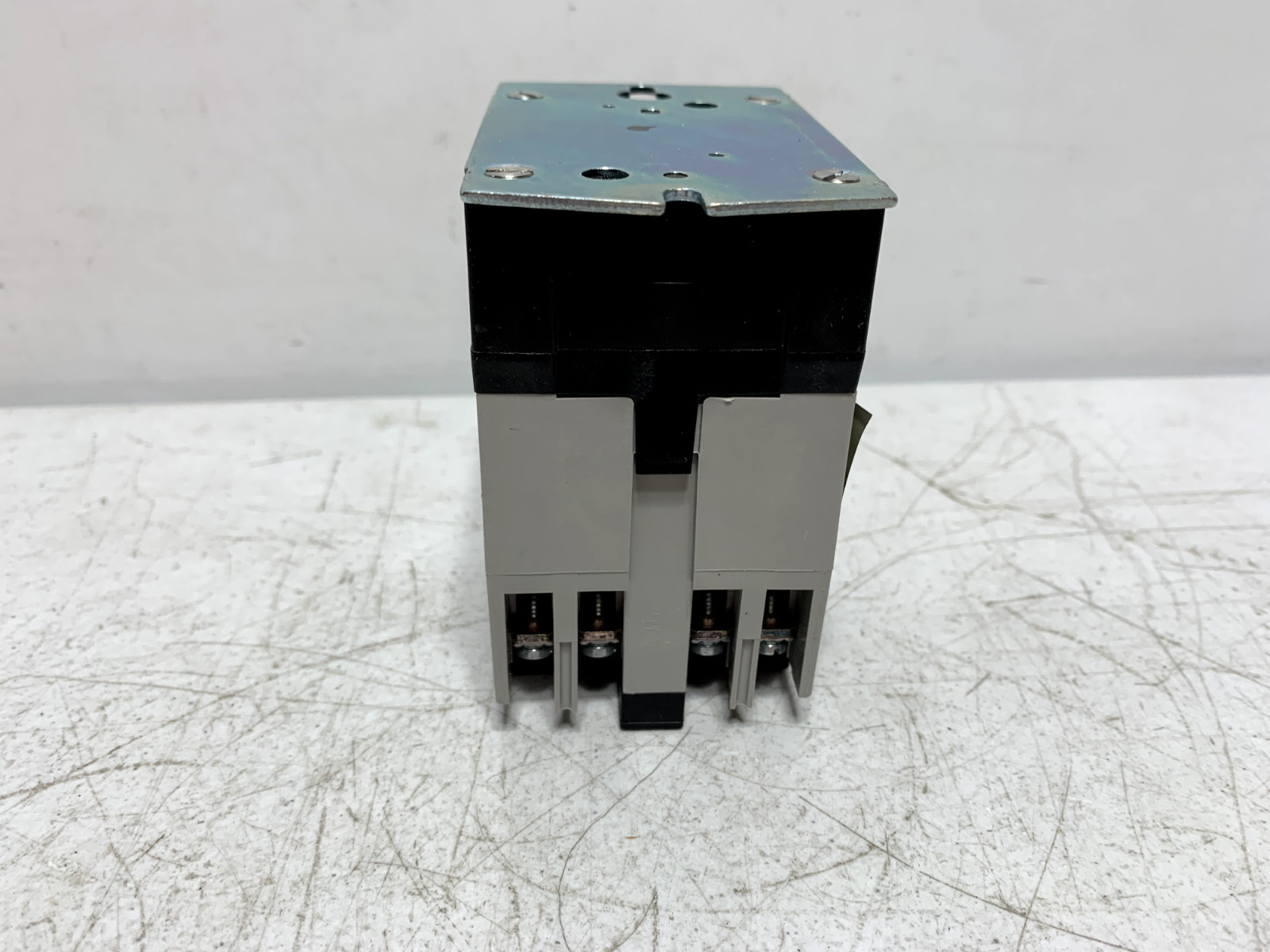Square D 8501XMO20V02 AC Control Relay 120V 60HZ 20 Amp