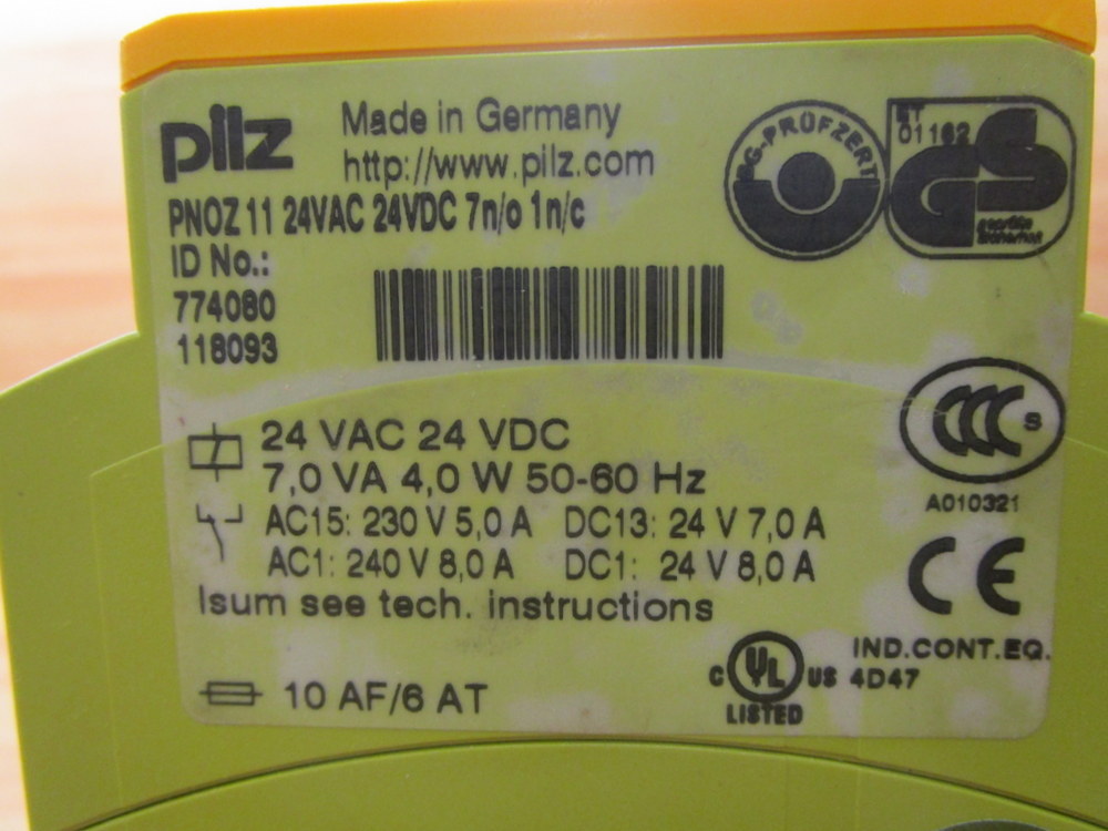 Pilz PNOZ-11 24VAC 24 VDC 7n/o 1n/c Relay 774080 (Pack of 3)